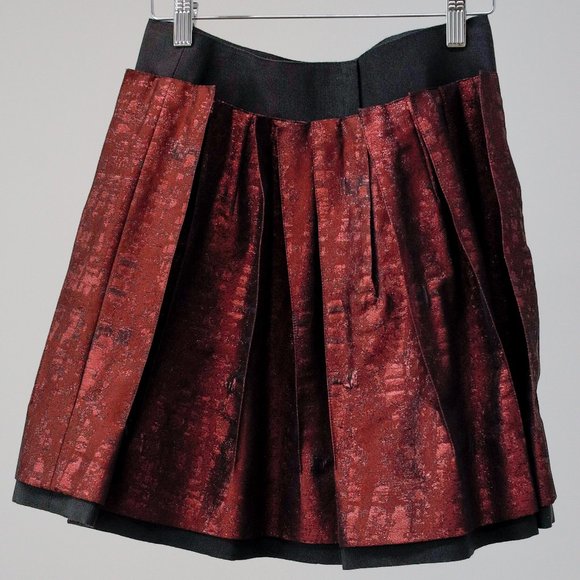 Dolce & Gabbana AW/09 Runway Pleated Metallic Red Skirt - Picture 3 of 9